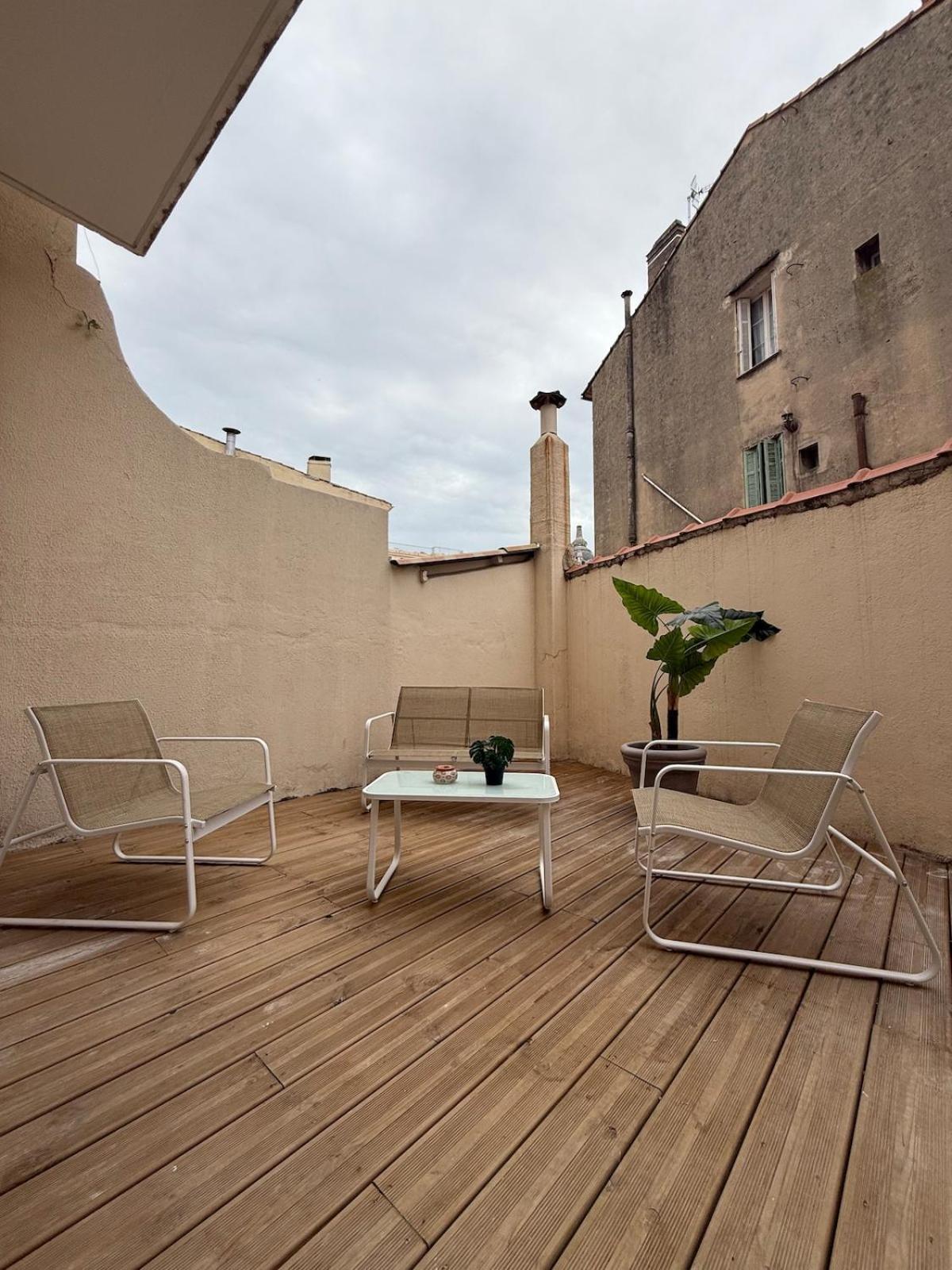 2p Avec Terrasse Cannes